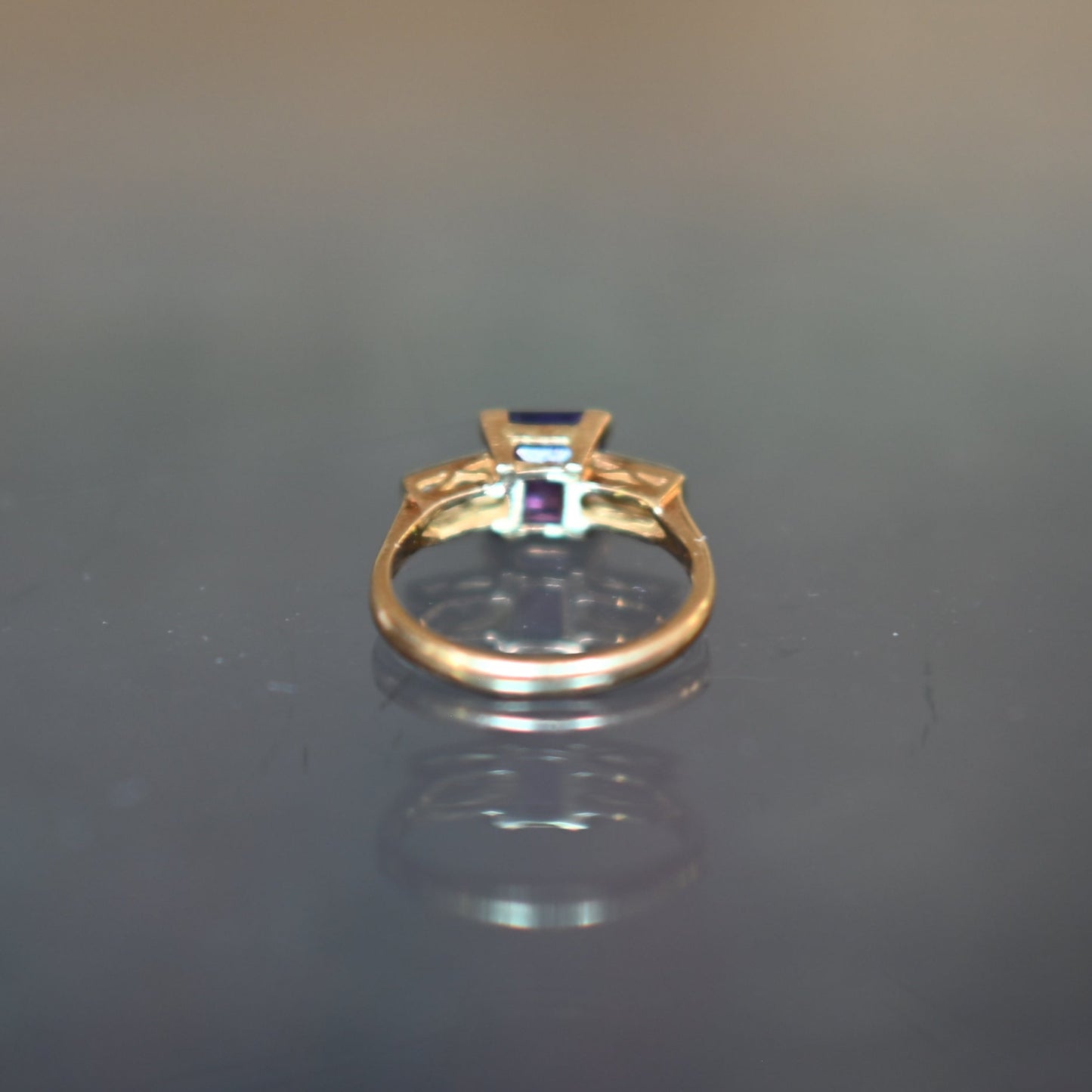 Vintage Art deco style 18k gold amethyst ring with diamond set shoulders, 7.25