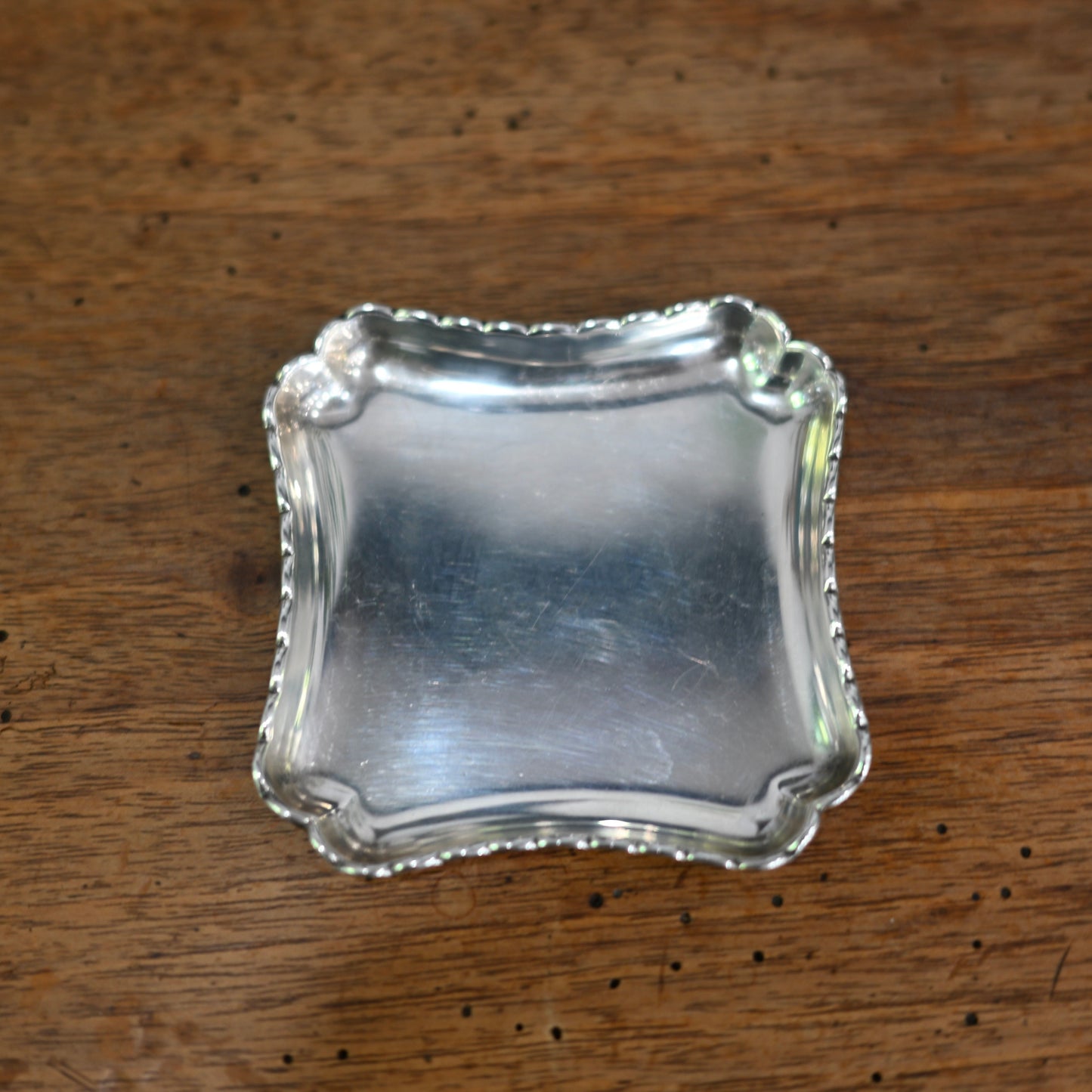 Tiffany & Co. Art Deco small sterling silver tray, by Richard Comyns, London 1932
