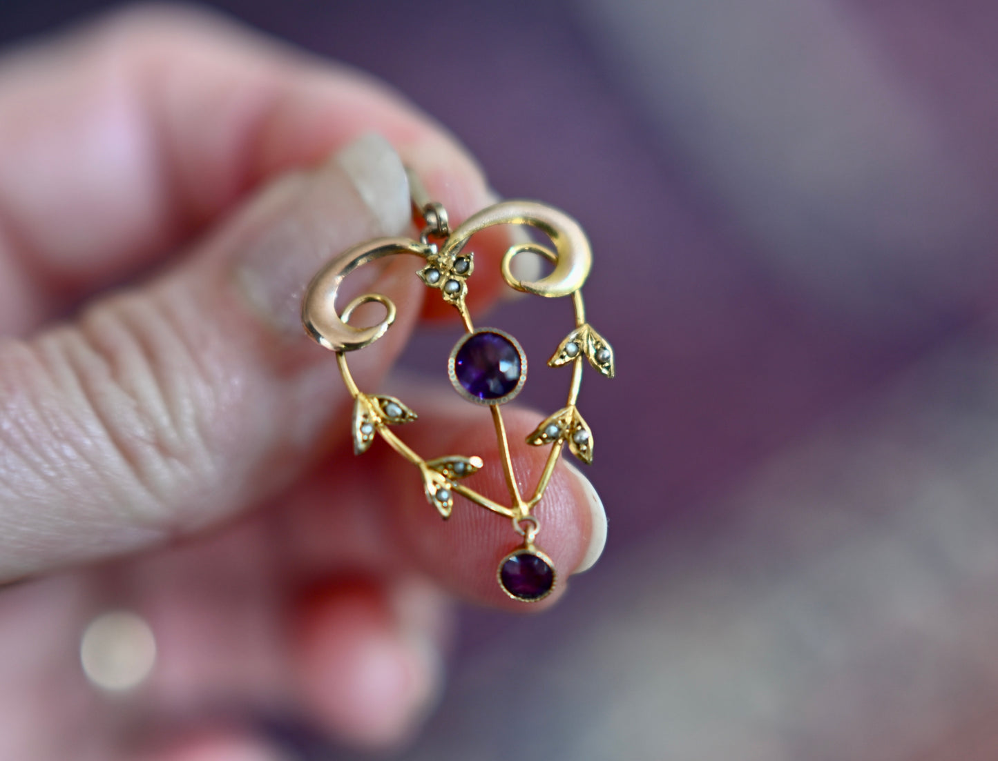 Antique Edwardian Amethyst and pearl Lavalier pendant yellow gold 3.8cm 1.4g
