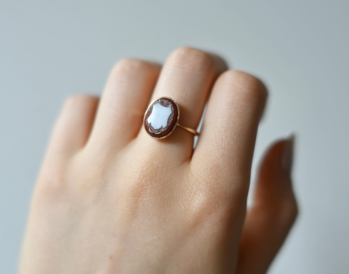 Rare Antique 9ct gold sardonyx cameo seal ring, size 7 US, N in the UK