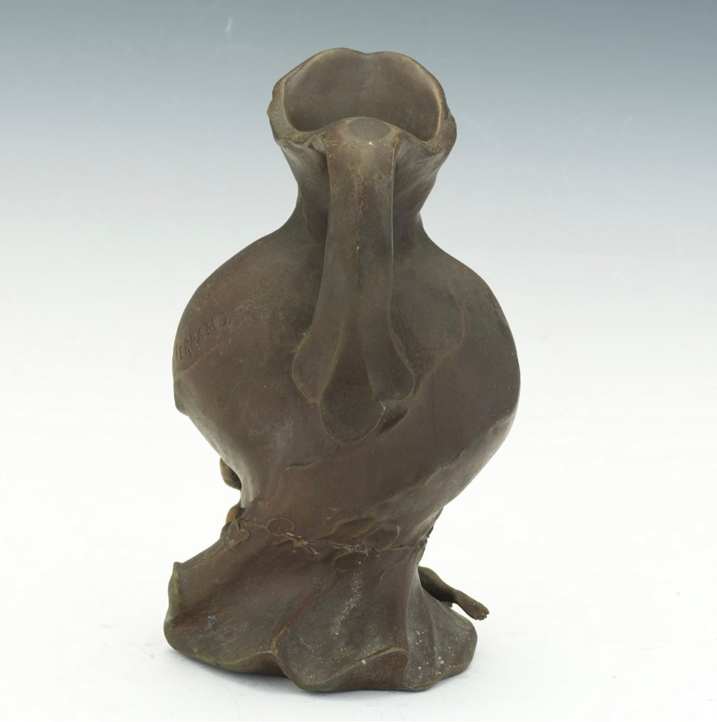 Art Nouveau figural bust with female relief, France, bronze ca1900
